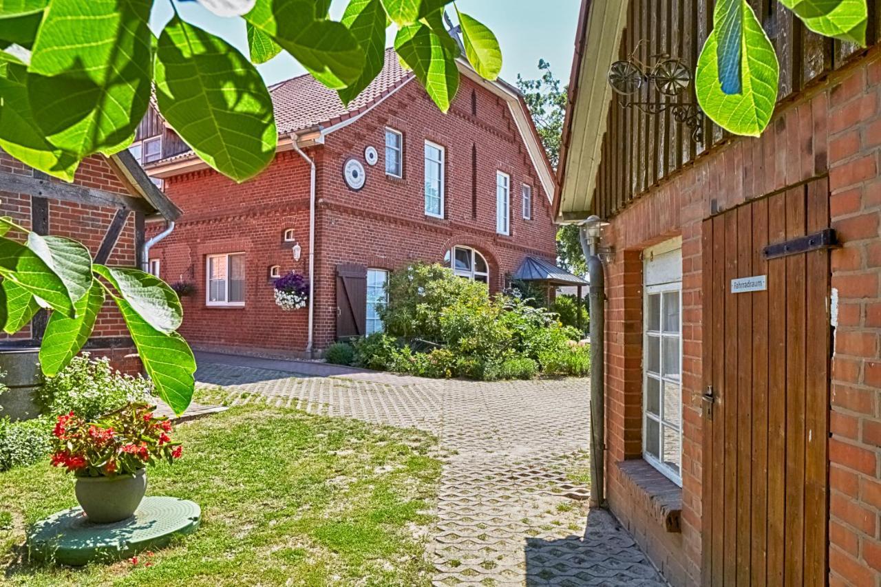 Elbhof Harnisch Hotel Bleckede Exterior foto